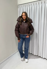 Afbeelding in Gallery-weergave laden, Stella Puffer Jacket - Choco