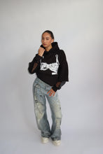 Afbeelding in Gallery-weergave laden, PRIORITY SPICE LACE HOODIE – BLACK
