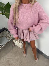 Afbeelding in Gallery-weergave laden, Sophie Oversized Balloon Sleeve Knit - Pink
