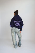Afbeelding in Gallery-weergave laden, LUCKY ME HOODIE – NAVY WITH PURPLE
